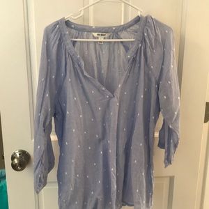 Blue with white dots old navy blouse, used